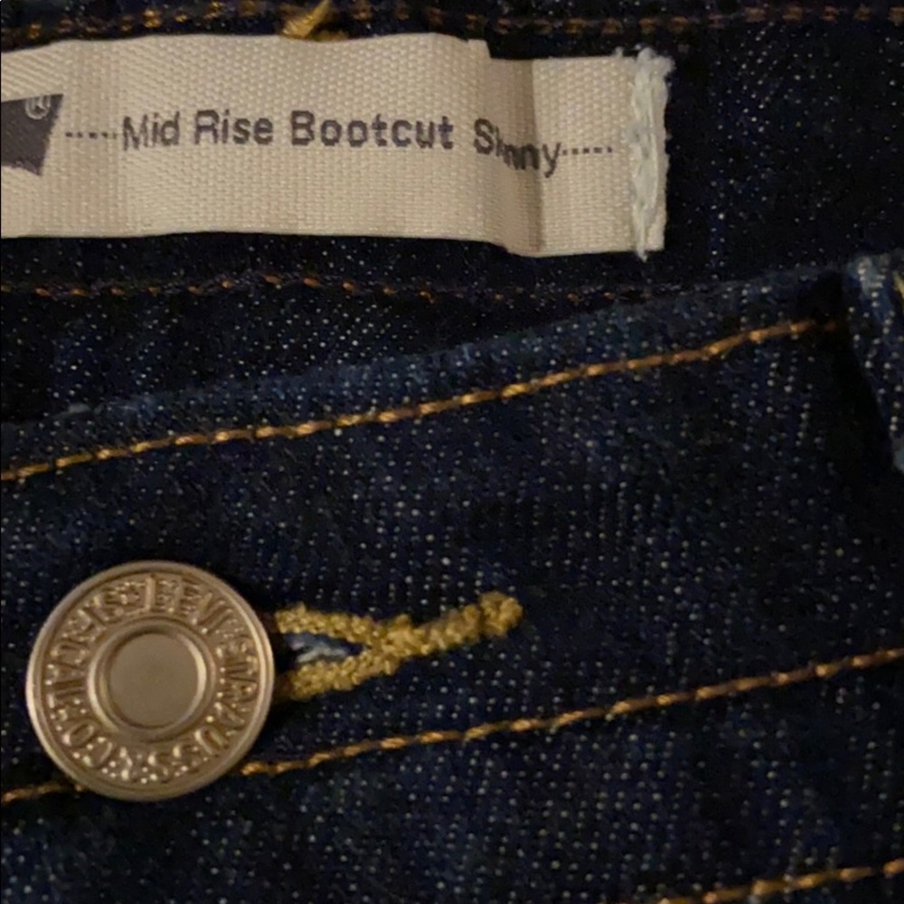 Jeans - Picture 2 of 4